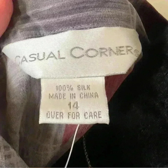 Vtg 90s NWT Casual Corner 100% Silk Red Grey Block Blouse - Size 14 - Picture 4 of 7